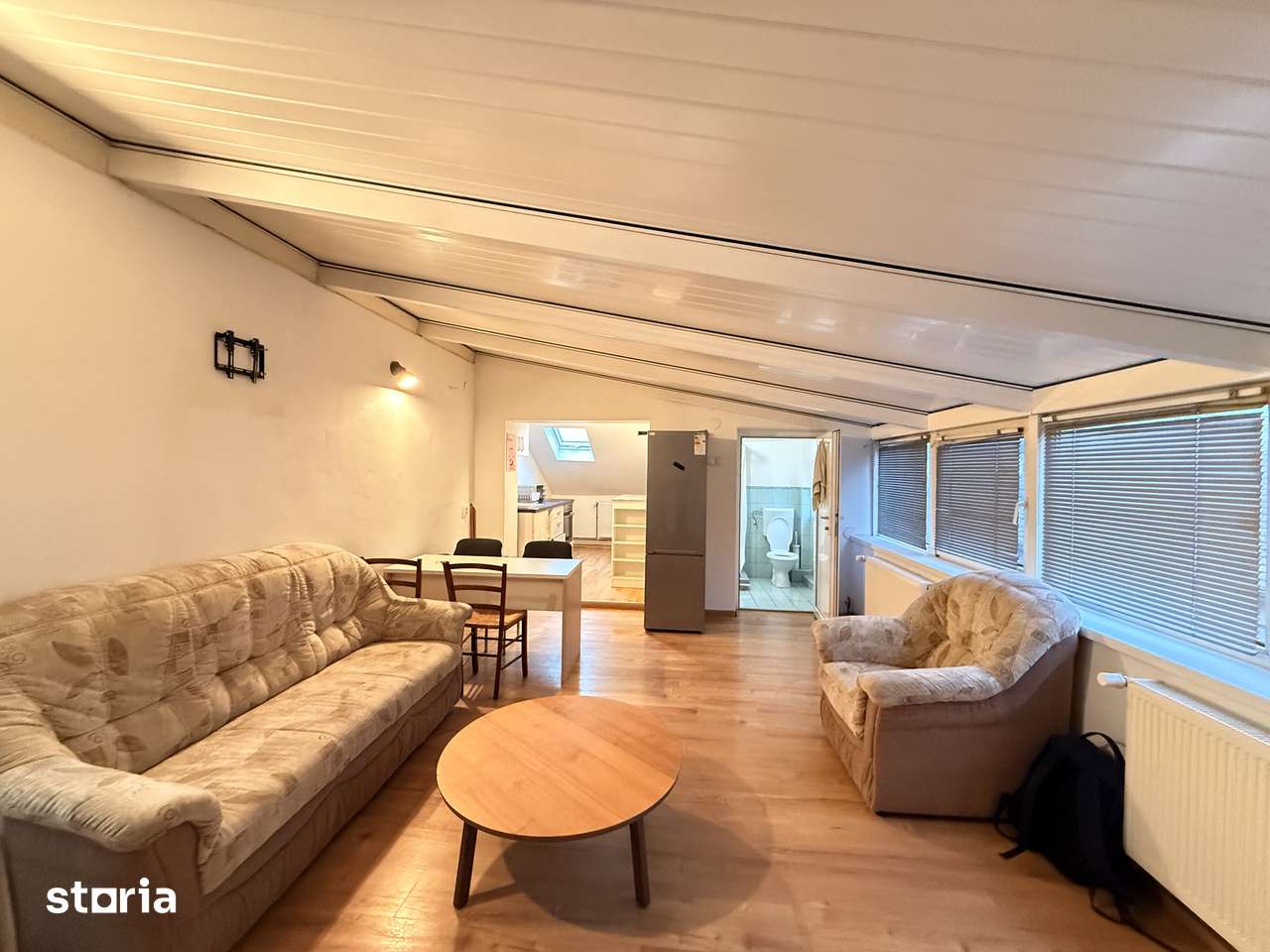 Ap. 3 camere , la casa - Casa Tineretului — fotografia 1