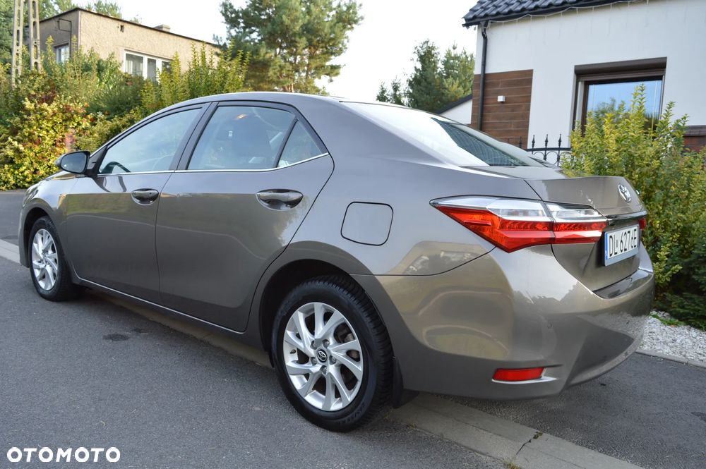 Toyota Corolla 1.6 Comfort - 11
