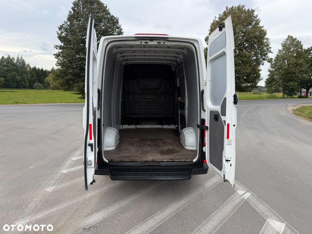 Volkswagen Crafter - 18