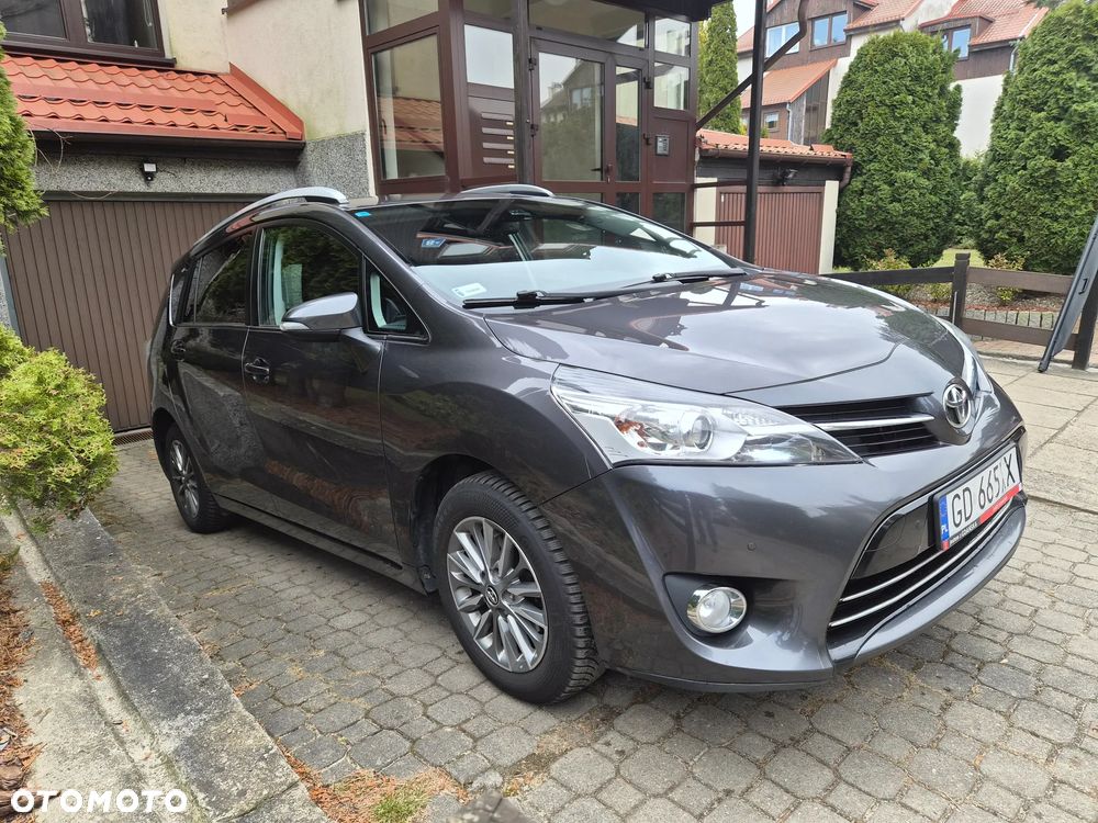 Toyota Verso 1.8 Premium MS 7os EU6 - 5
