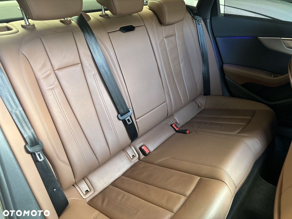 Audi A4 Limousine - 28