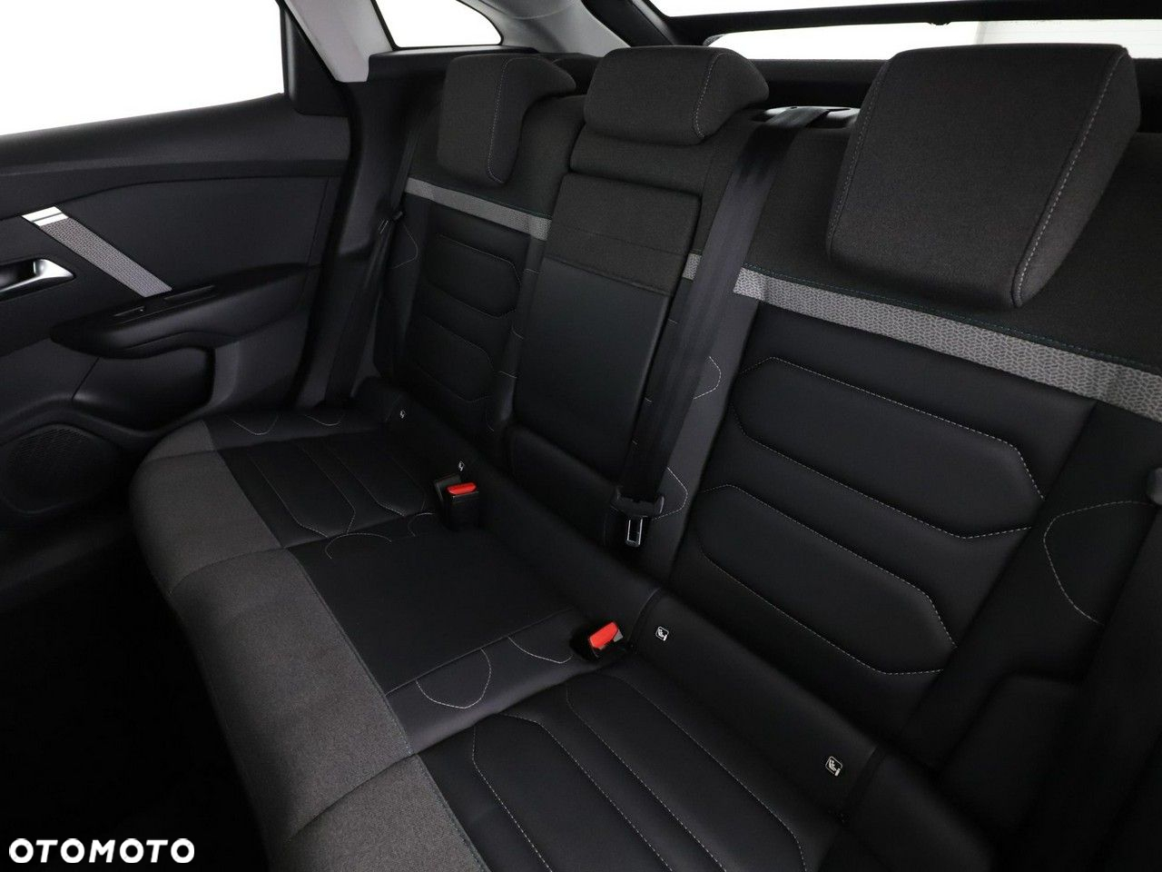 Citroën C4 1.2 PureTech Shine S&S EAT8 - 17