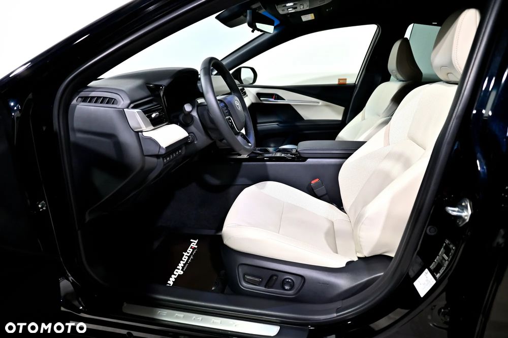 Toyota Camry 2.5 Hybrid Dynamic Force Comfort e-CVT - 10