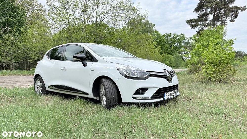 Renault Clio 1.2 16V Limited EU6 - 1