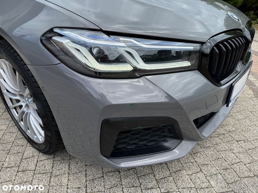 BMW Seria 5 530e M Sport sport - 11
