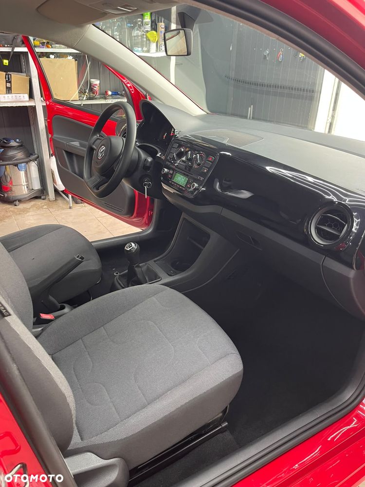 Volkswagen up! Standard - 18