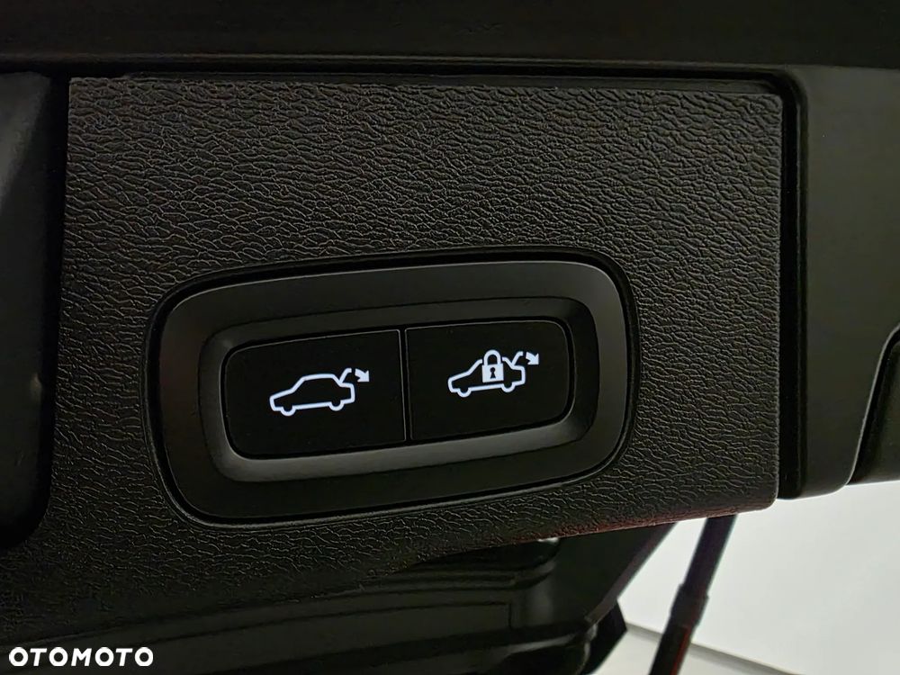 Volvo XC 60 B4 D Geartronic RDesign - 39