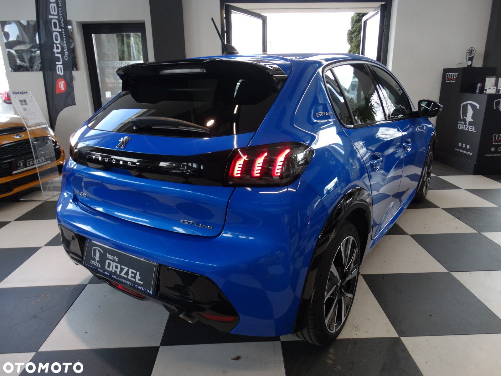 Peugeot 208 - 4