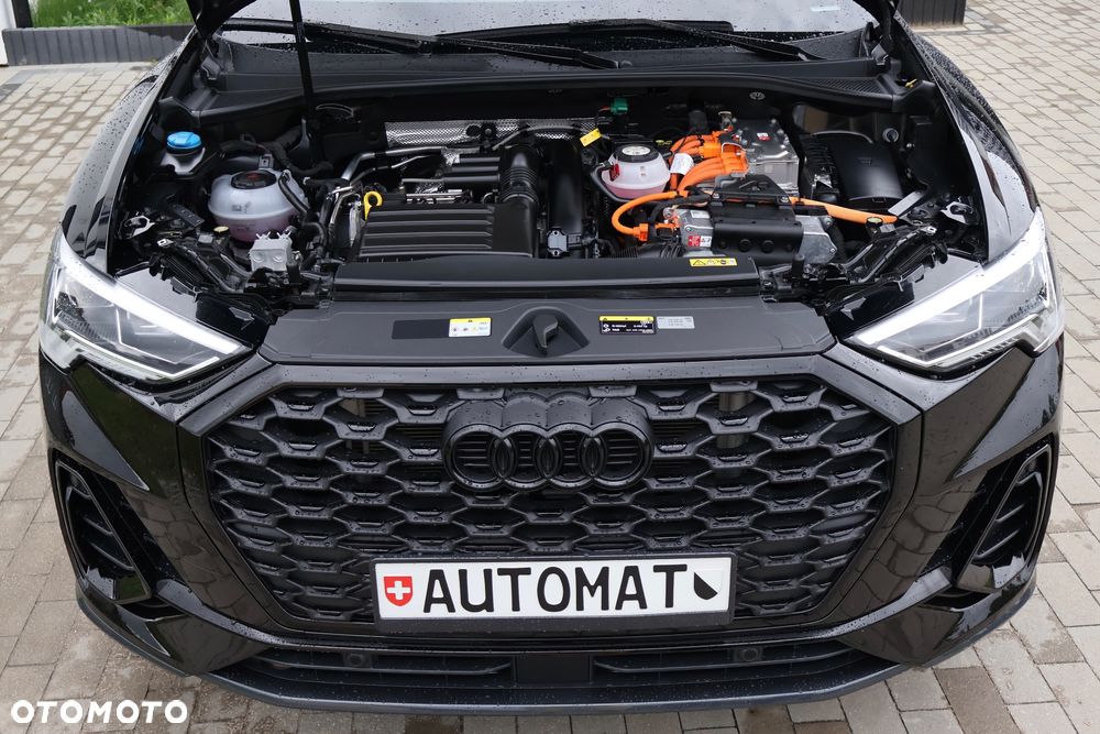 Audi Q3 Sportback 45 TFSIe S tronic S line - 17