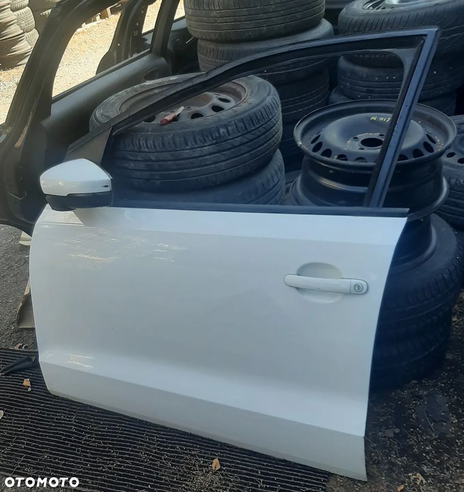 LUSTERKO Volkswagen Polo V 6R lewe białe LB9A 6 PIN - 1