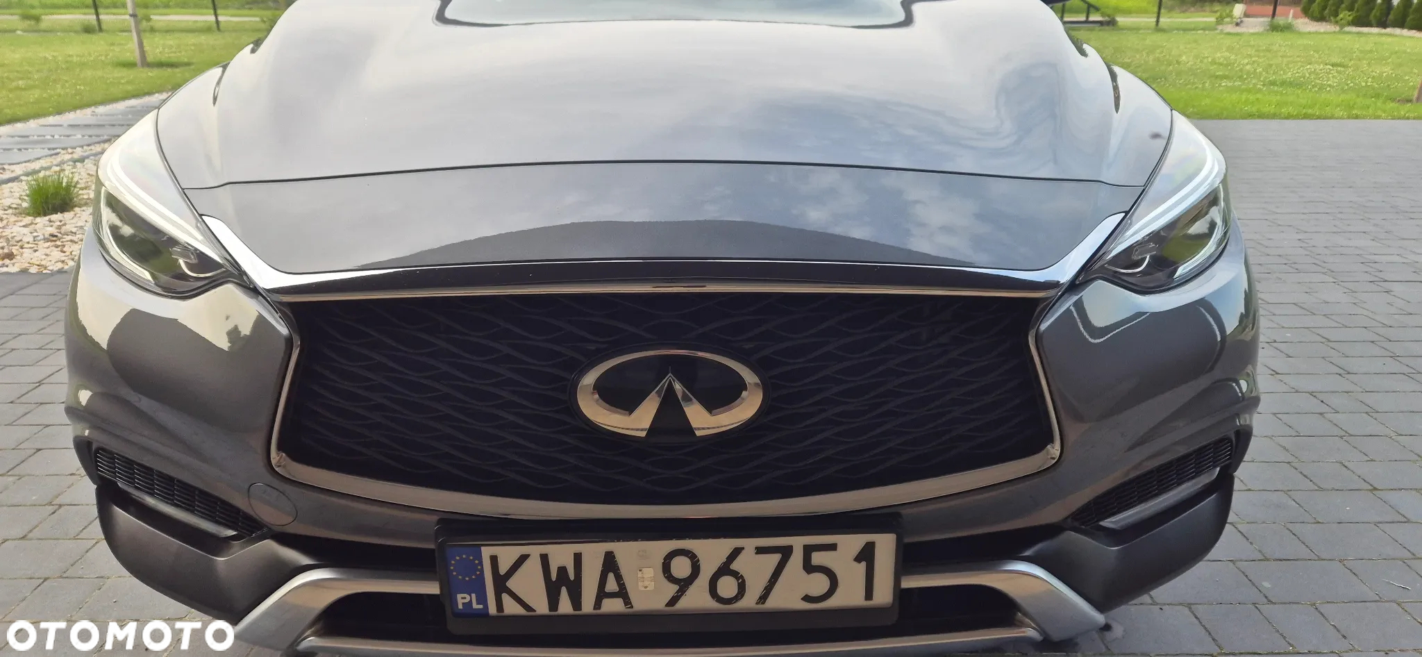Infiniti QX30 2.2d Luxe AWD 7DCT - 23