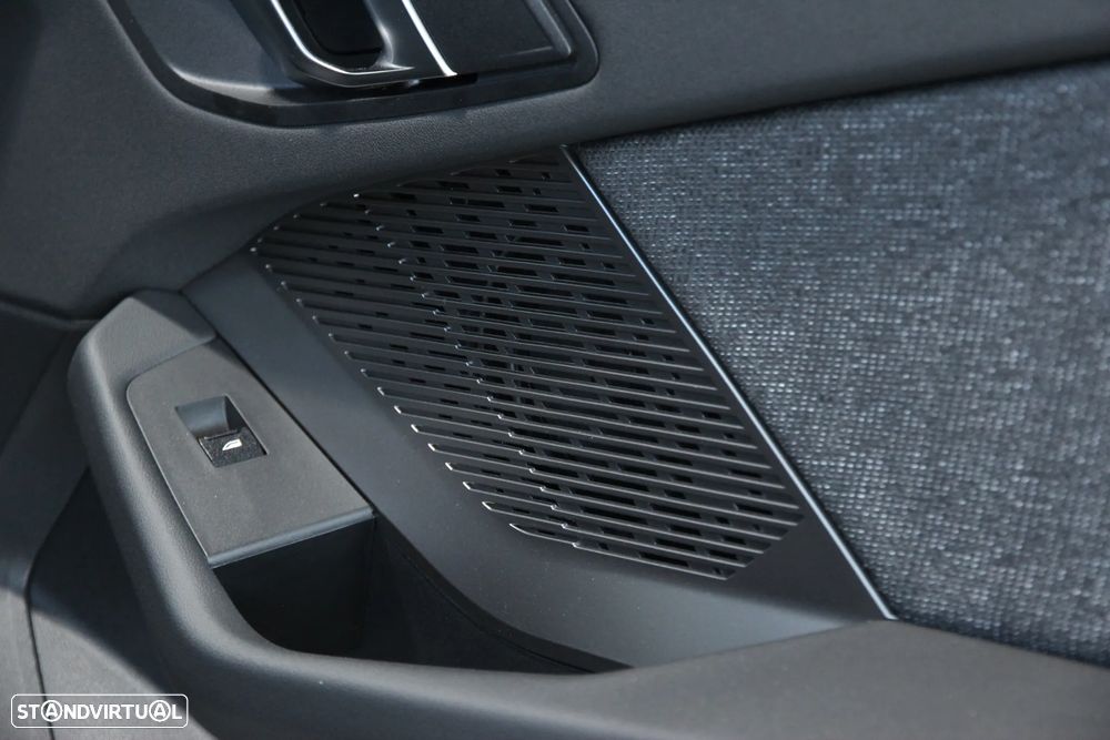BMW 116 Pack Desportivo M - 12