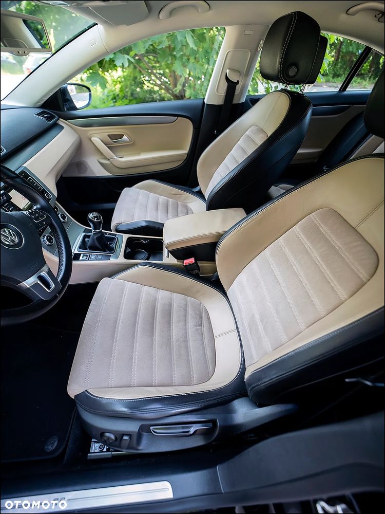 Volkswagen Passat CC - 35