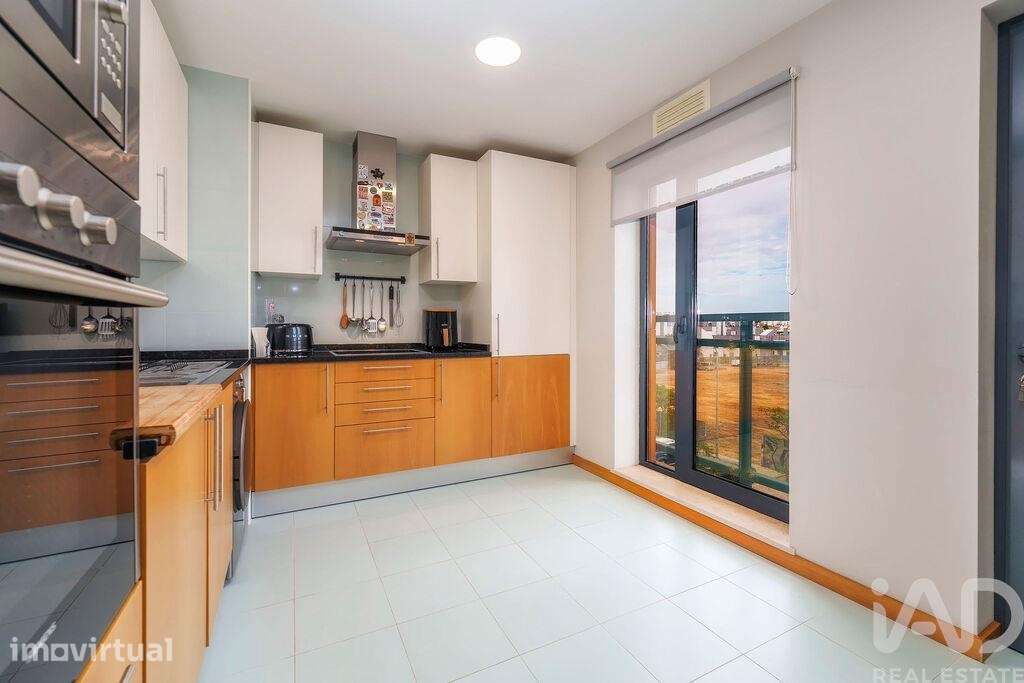 Apartamento T2 em Olhão de 77,3 m2 - Grande imagem: 4/35