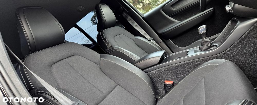 Volvo XC 40 T3 Momentum Pro - 13