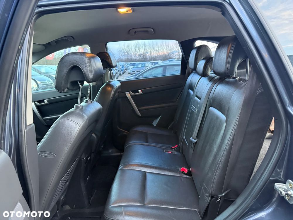 Chevrolet Captiva - 26