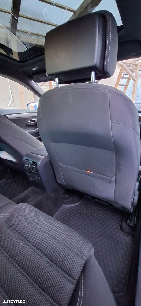 Volkswagen Passat CC - 33