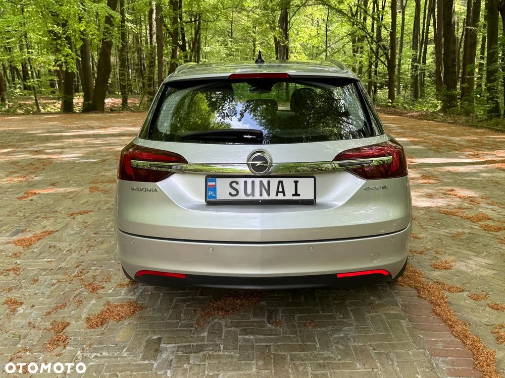 Opel Insignia - 10