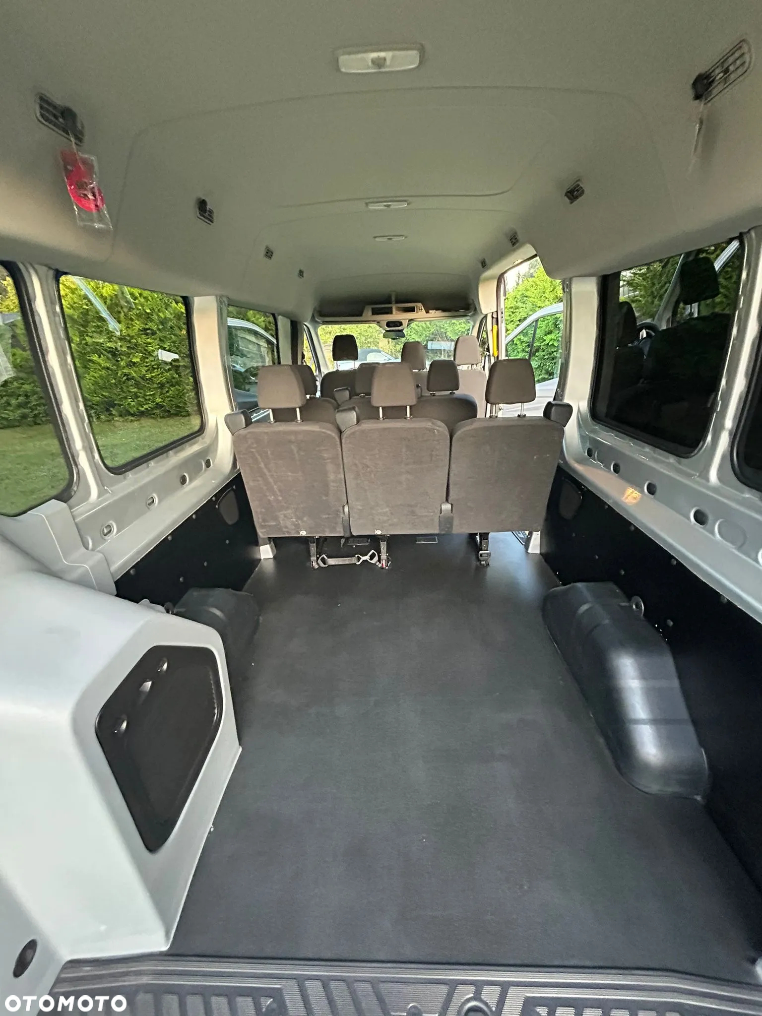 Ford Transit - 11
