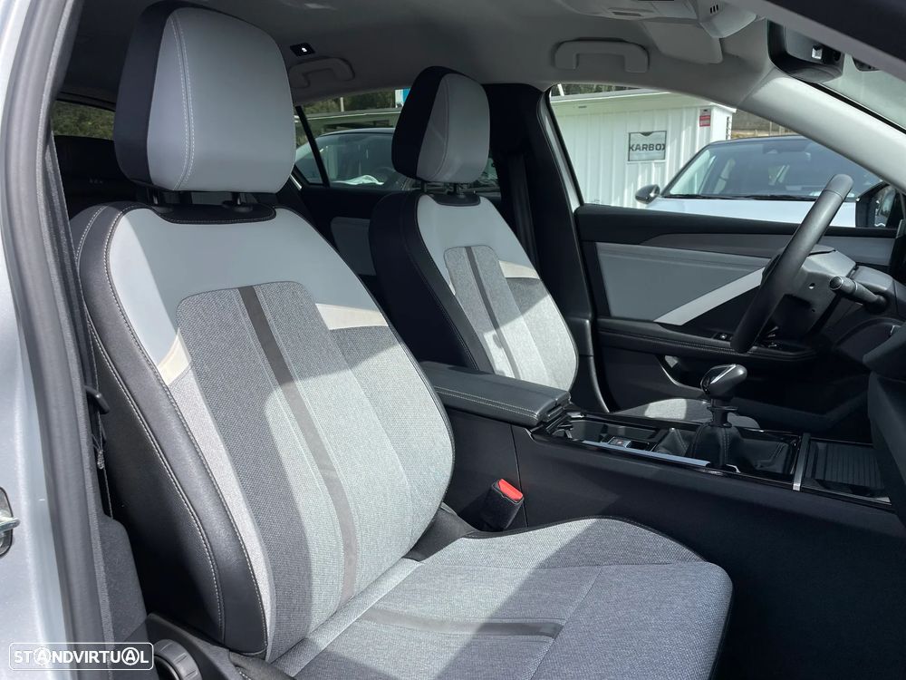 Opel Astra 1.2 T Elegance - 14