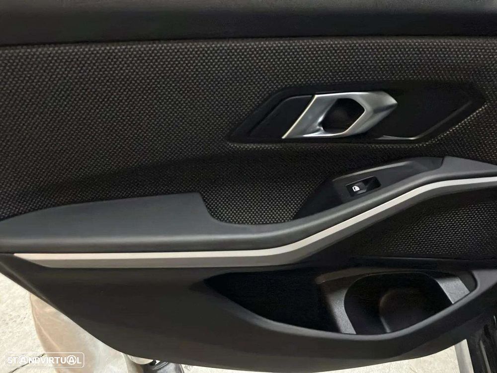 BMW 330 e Corporate Edition Auto - 22