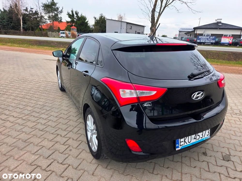 Hyundai i30 1.6 GDI Comfort - 13