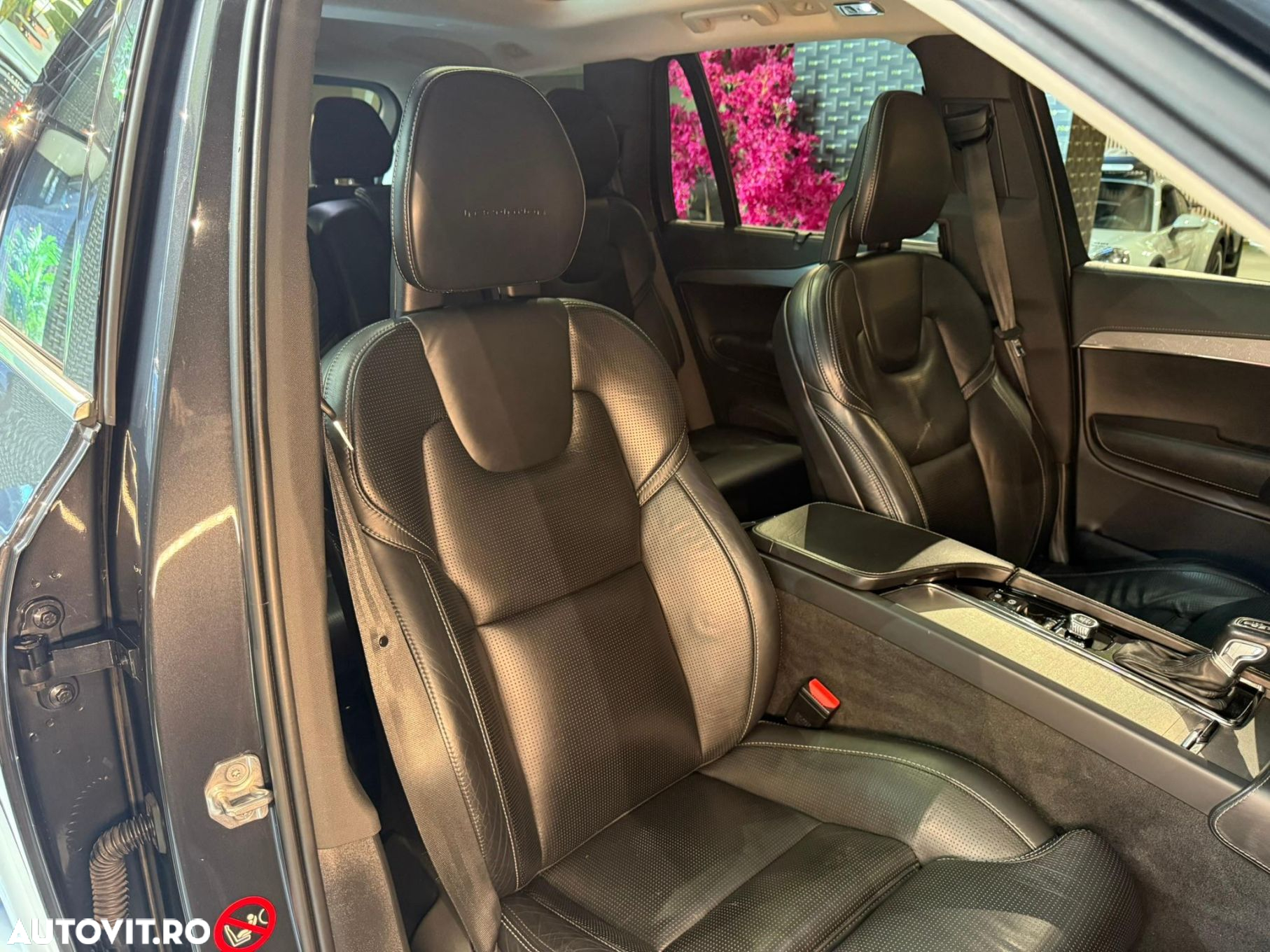 Volvo XC 90 - 24