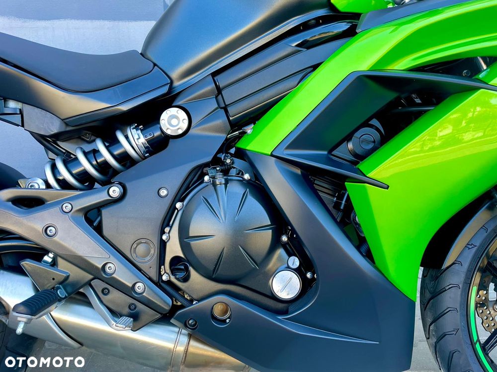 Kawasaki ER - 11