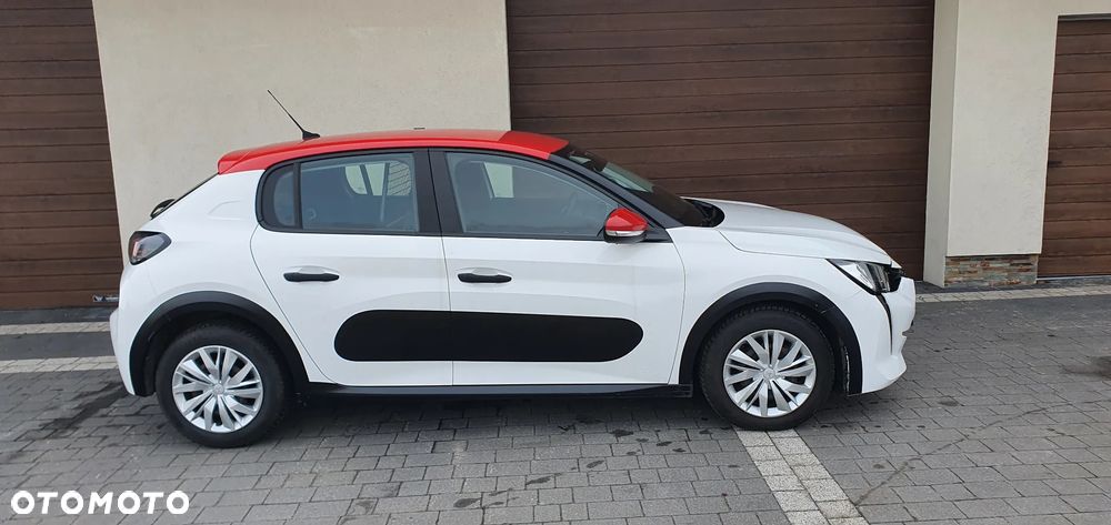 Peugeot 208 - 5