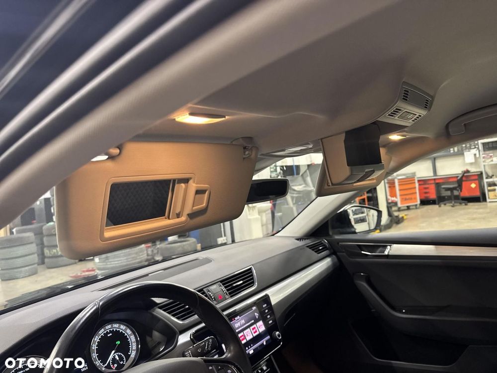 Skoda Superb - 32