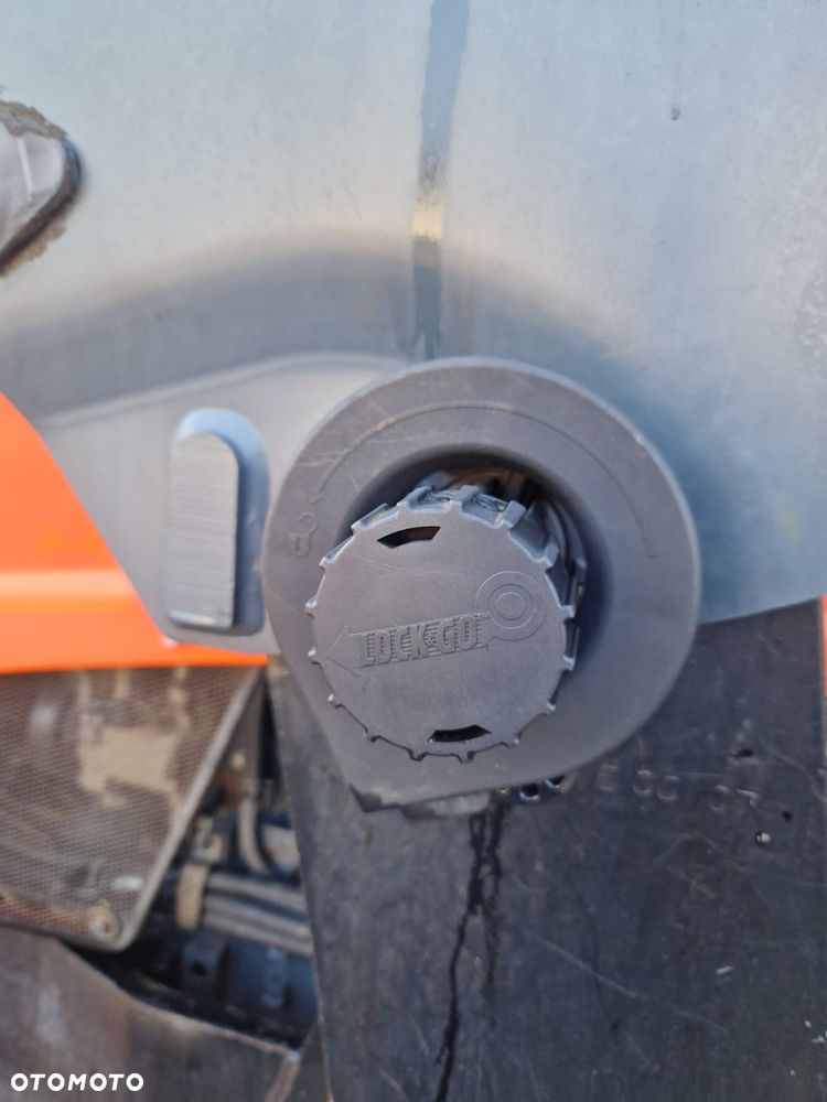 Kubota M130X - 19