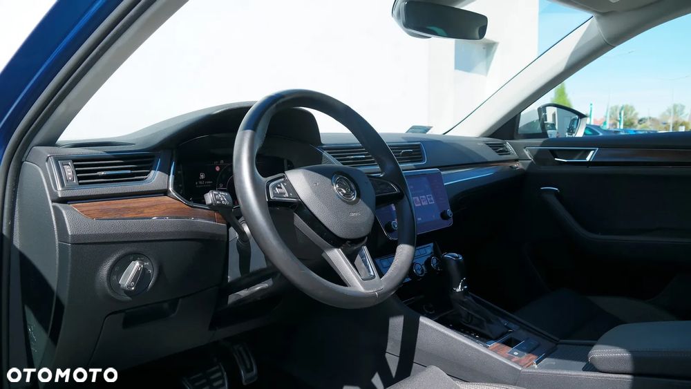 Skoda Superb 2.0 TDI SCR 4x4 Scout DSG - 7