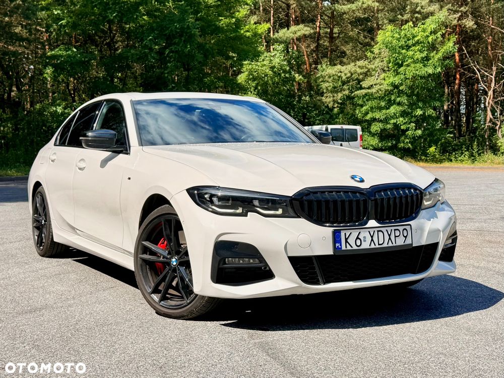 BMW Seria 3 330e xDrive M Sport sport - 9