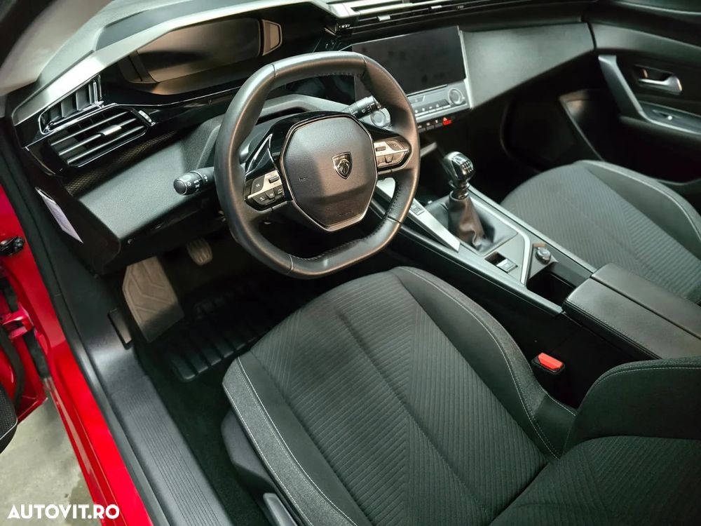 Peugeot 308 SW PureTech 130 Stop & Start Allure - 11