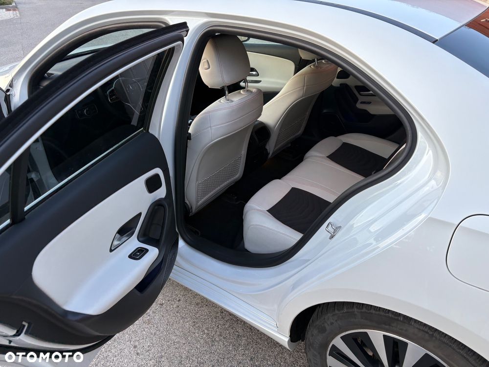Mercedes-Benz Klasa A 200 Progressive 7G-DCT - 14