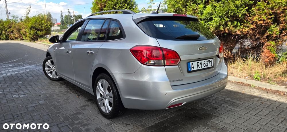 Chevrolet Cruze 1.8 LTZ - 9
