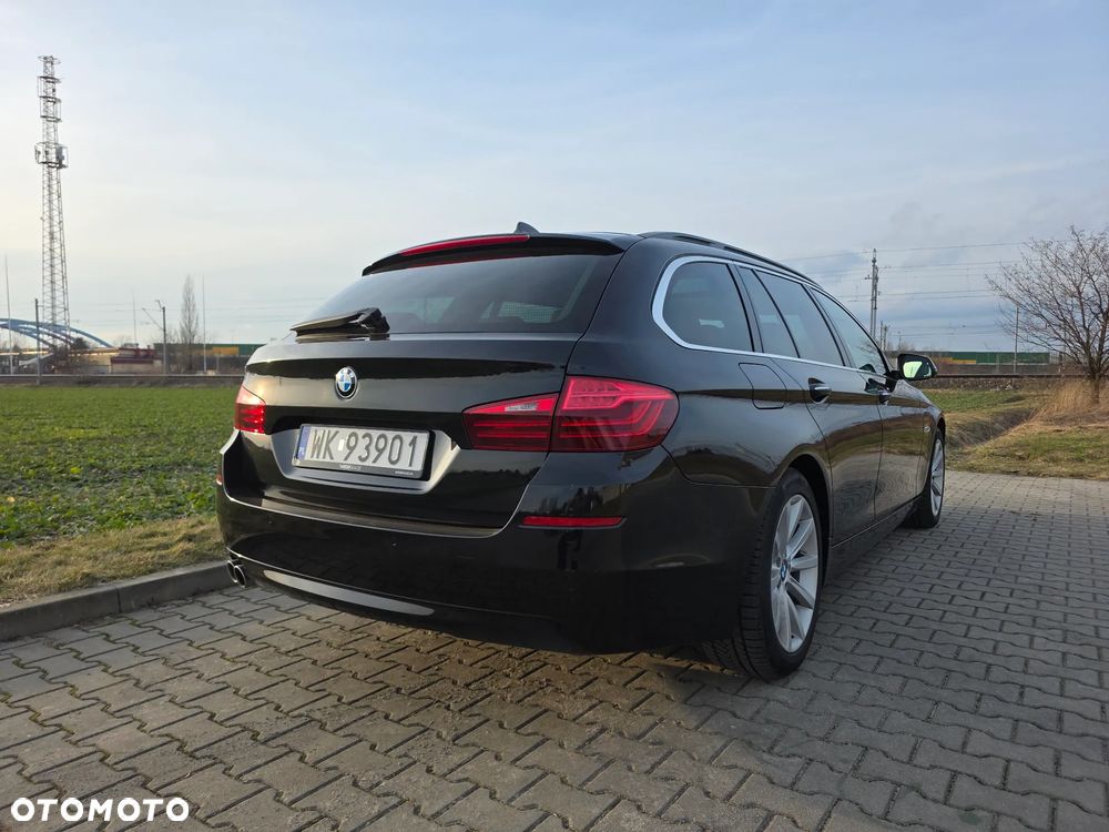 BMW Seria 5 525d xDrive Sport-Aut Luxury Line - 8