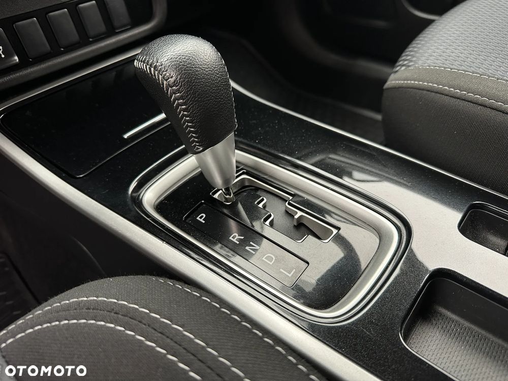 Mitsubishi Outlander 2.0 2WD CVT Diamant Edition+ - 26