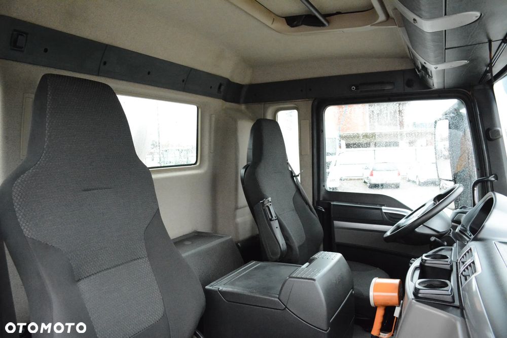 MAN TGS 32.420 / 2019r / 8x4 / Zabudowa CIFA / Niski przebieg / 9m3 / Nowe opony - 15