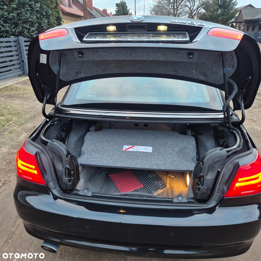 BMW Seria 3 320d Edition Exclusive - 20