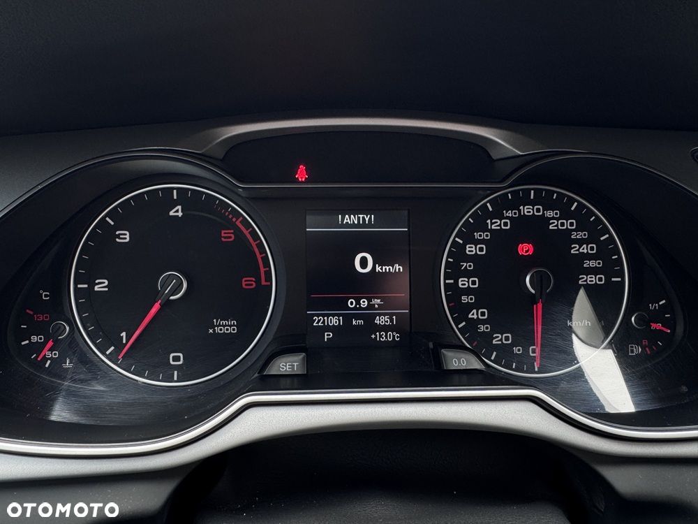 Audi A4 Avant 2.0 TDI DPF multitronic Attraction - 13
