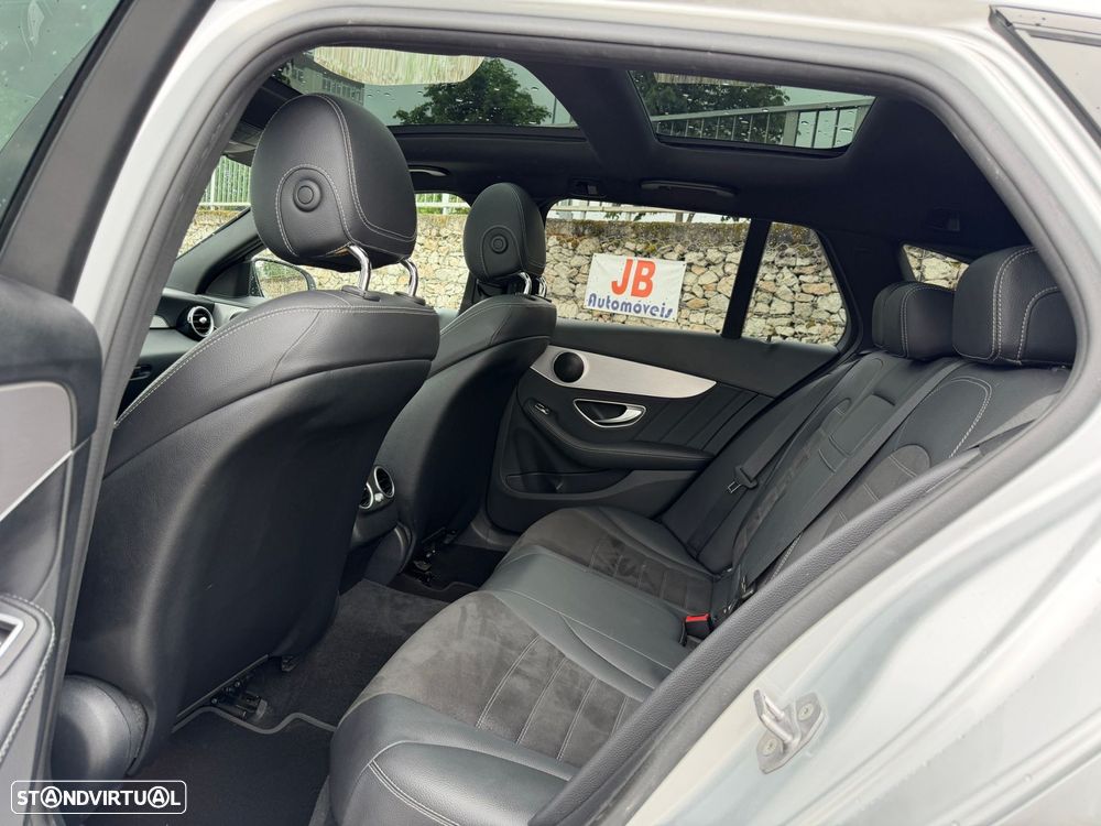 Mercedes-Benz C 300 de AMG Line - 13