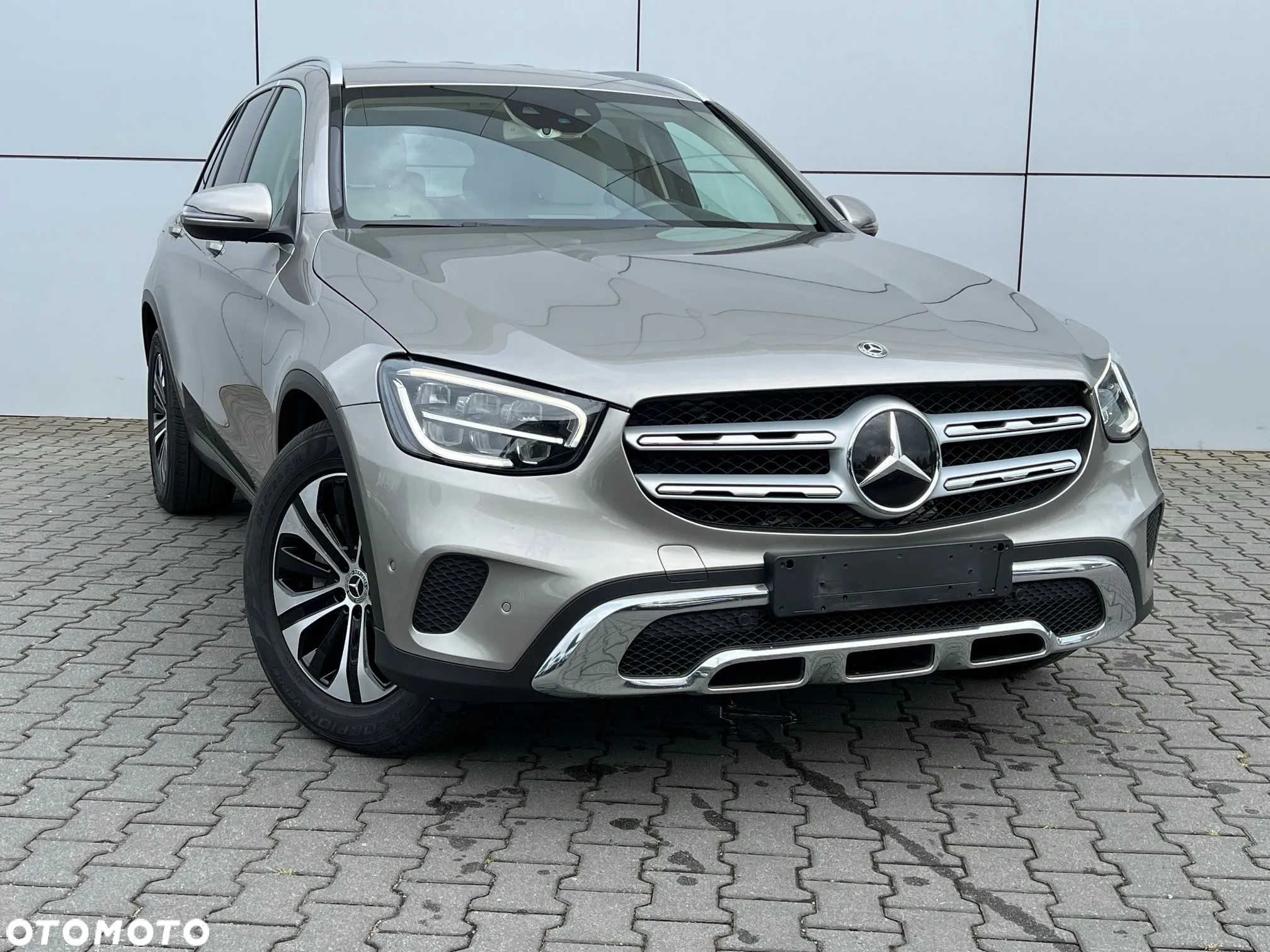 Mercedes-Benz GLC 300 d 4-Matic - 2