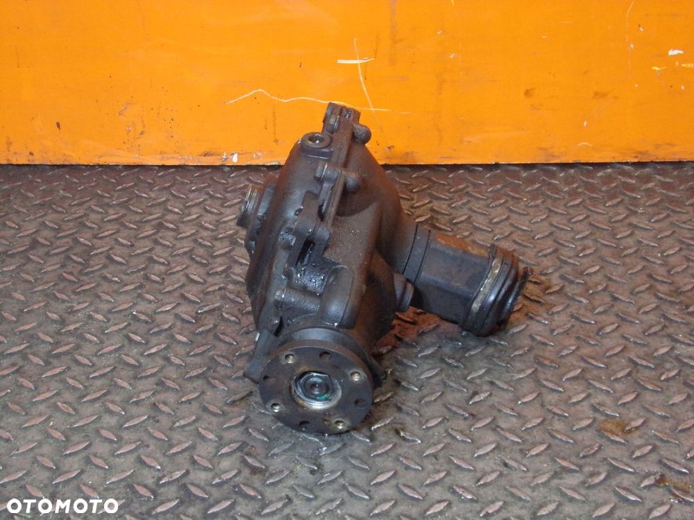 BMW X3 E83 2.0 D 07r 150KM most dyfer przod 7540626 7540634 - 2