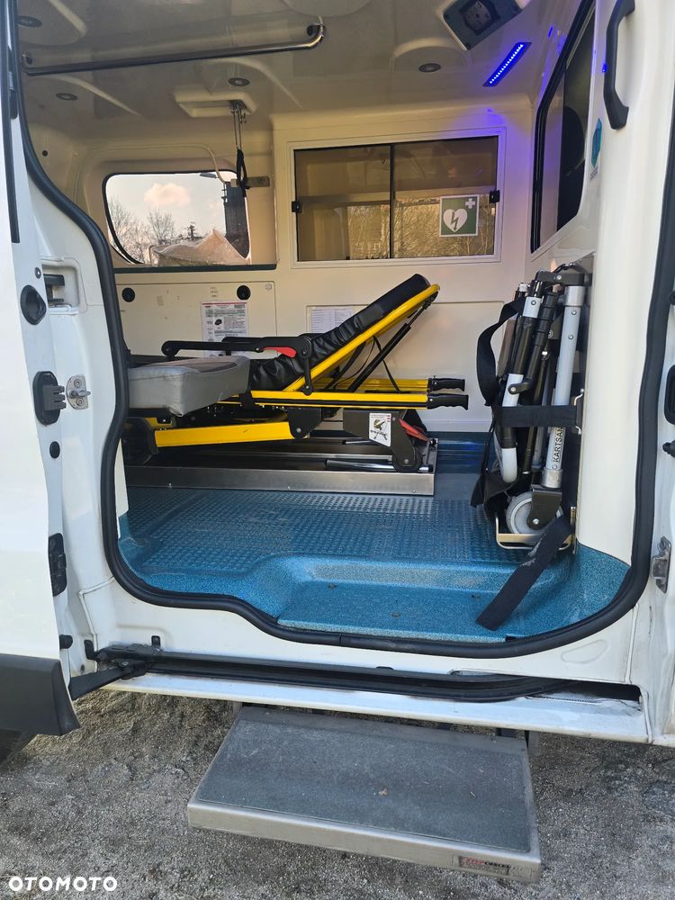 Opel Vivaro 1.6dci Karetka Ambulans Nosze - 9