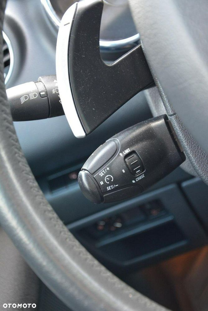 Peugeot 3008 Hybrid4 - 30