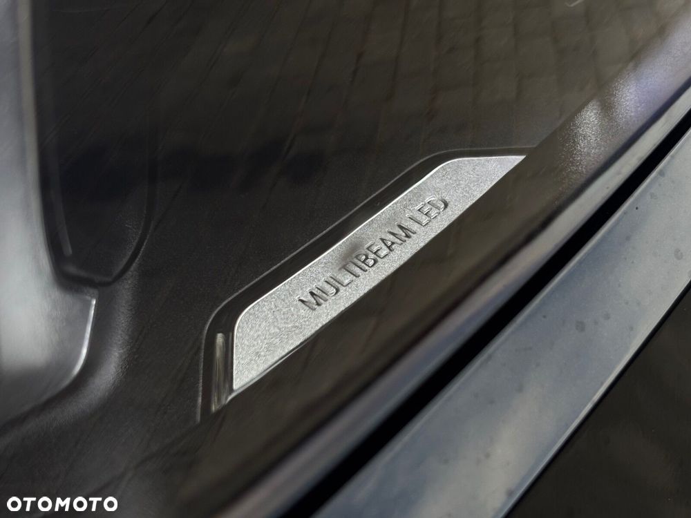 Mercedes-Benz GLB 200 AMG Line 7G-DCT - 35