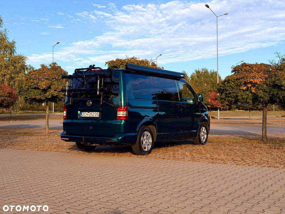Volkswagen Multivan - 12