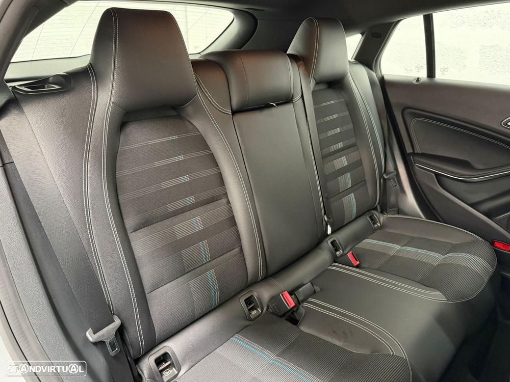 Mercedes-Benz CLA 200 - 41