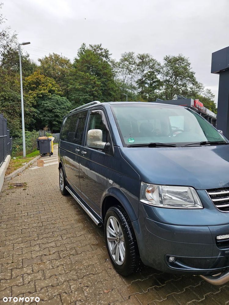 Volkswagen Caravelle - 38